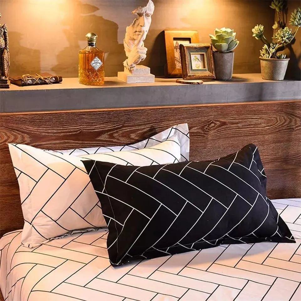 Textured 6*7 Nordic Duvet Cover with 1 Sheet + 2 Cases