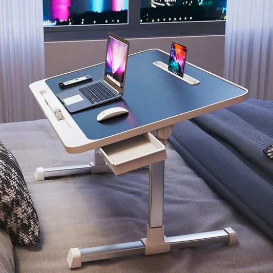 Foldable laptop desk